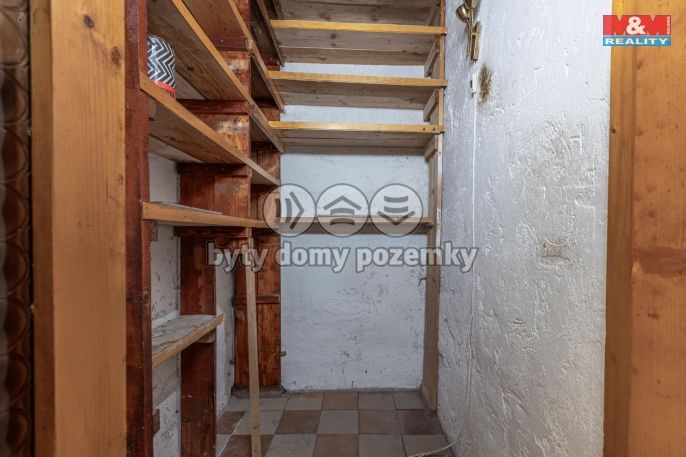 Prodej, Byt 3+1, Stráž