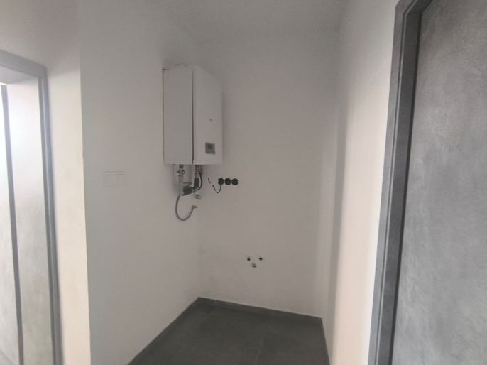 Pronájem, Obchod a služby, Hradec Králové