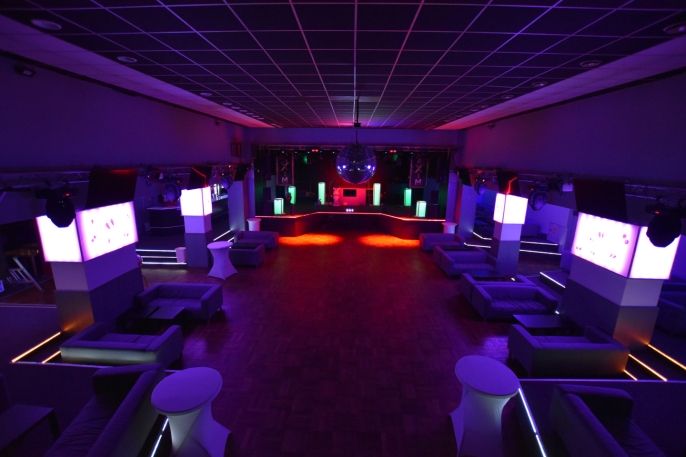 Pronájem, Restaurace, stravování, Holice