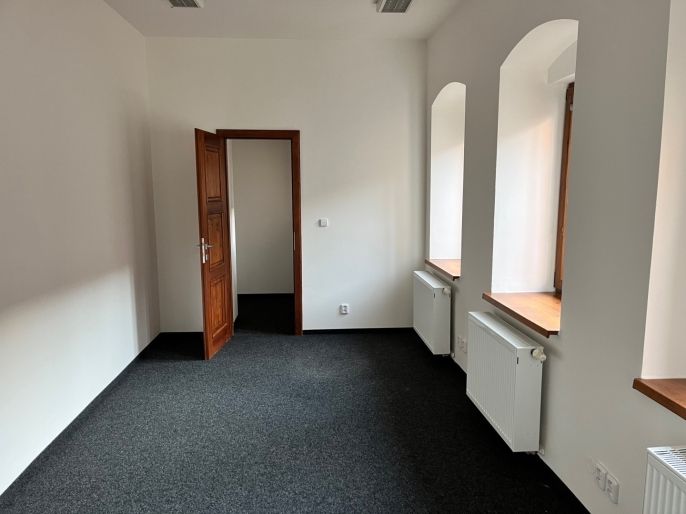 Pronájem, Kancelářský prostor, Louny