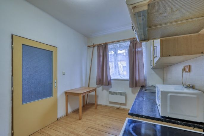 Prodej, Nájemní dům, Bečov nad Teplou