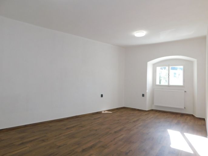 Pronájem, Byt 3+1, Cheb