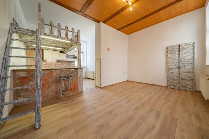 Pronájem, Byt 1+kk, Aš