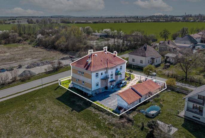 Prodej, Nájemní dům, Dymokury