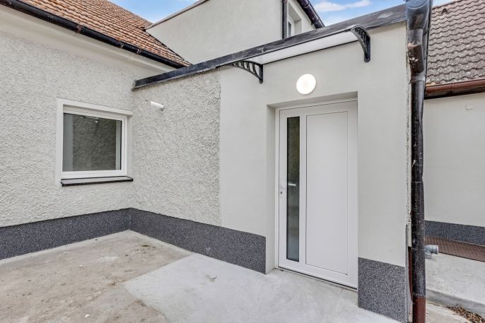 Prodej, Byt 3+kk, Lochovice