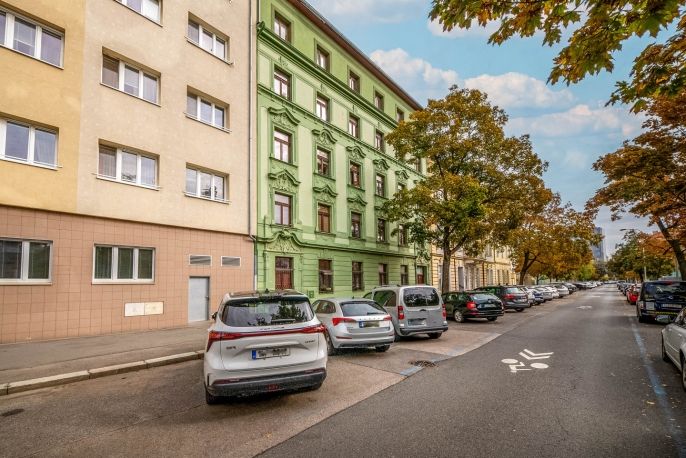 Prodej, Byt 1+kk, Praha
