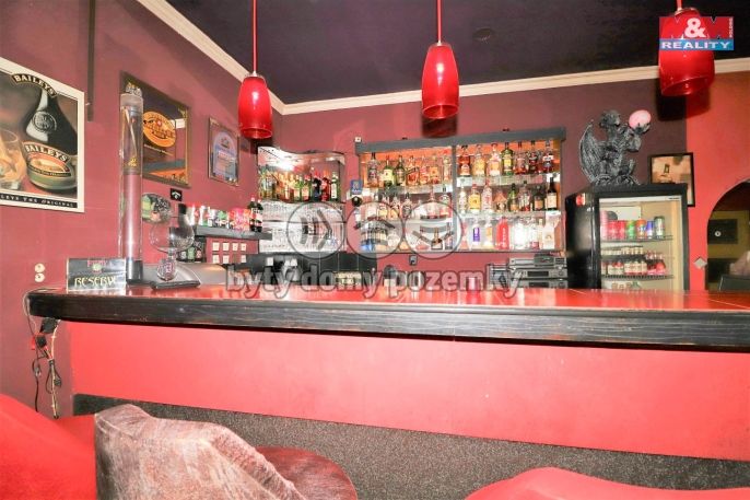 Pronájem, Obchod a služby, Cheb