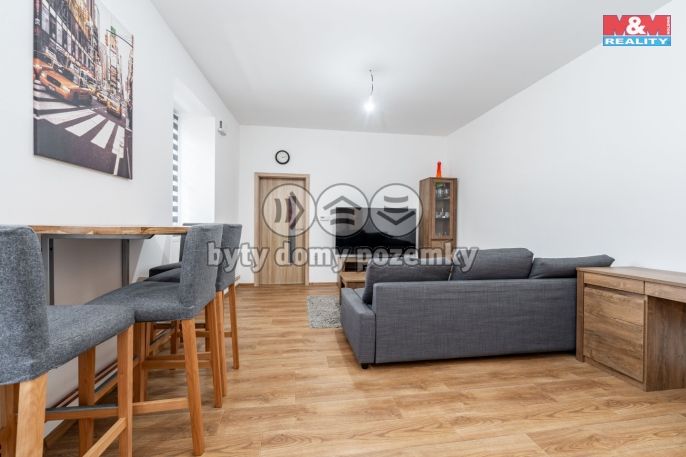 Prodej, Nájemní dům, Studená