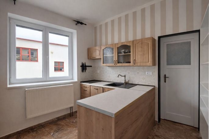 Pronájem, Byt 2+kk, Pečky