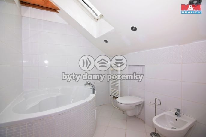 Pronájem, Rodinný dům, Velké Březno