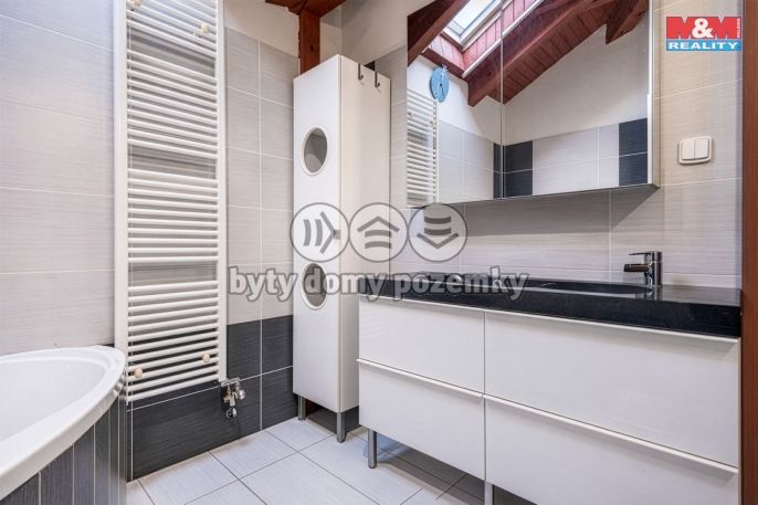 Prodej, Rodinný dům, Hradešín