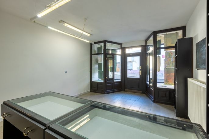 Prodej, Obchod a služby, Postoloprty