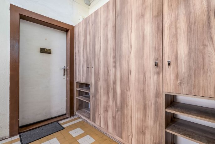 Prodej, Nájemní dům, Dymokury