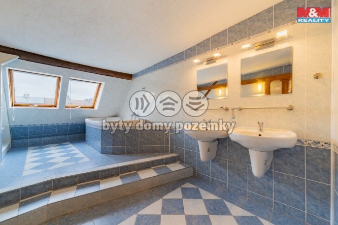 Prodej, Byt 3+1, Cheb