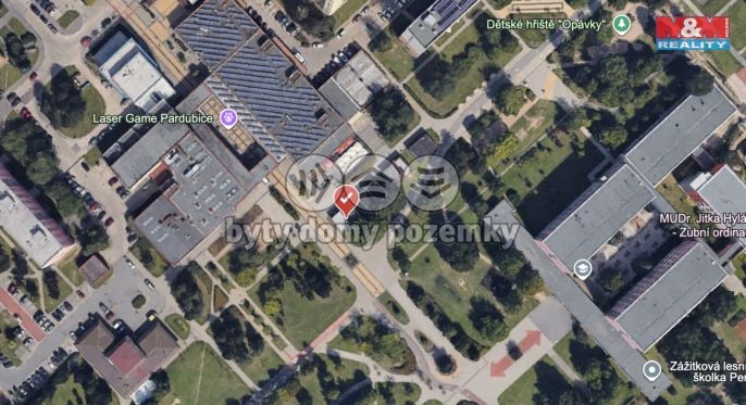 Pronájem, Obchod a služby, Pardubice