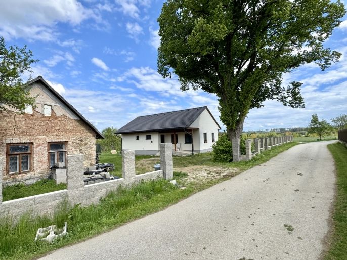 Pronájem, Rodinný dům, Chýstovice