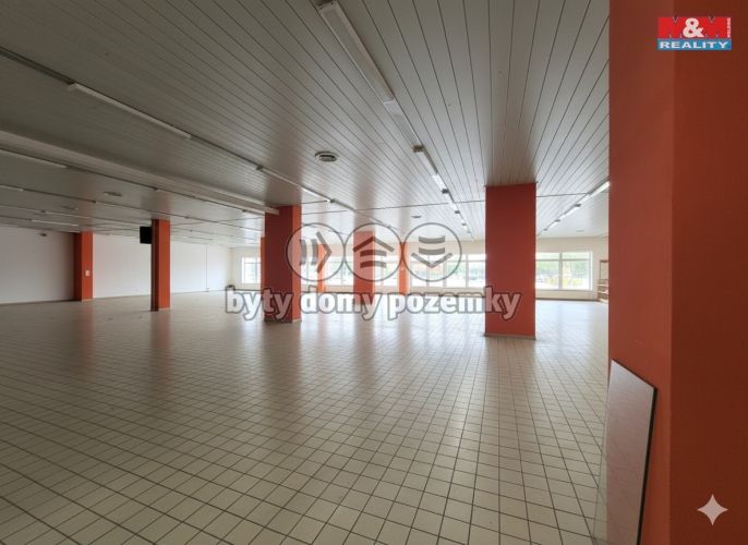 Pronájem, Obchod a služby, Štětí