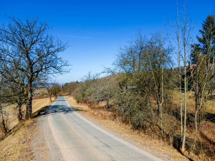 Prodej, Pole, Biskupice