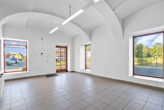 Prodej, Obchod a služby, Mimoň