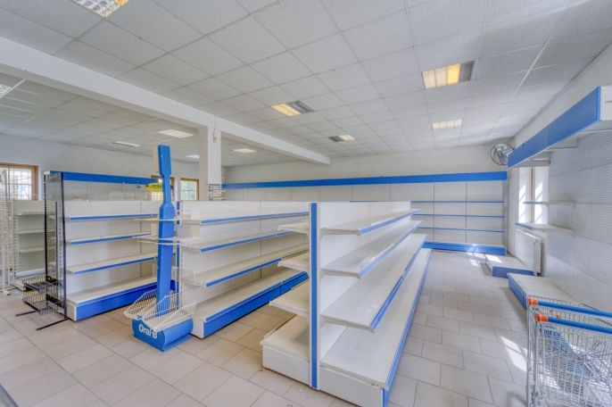 Pronájem, Obchod a služby, Bor