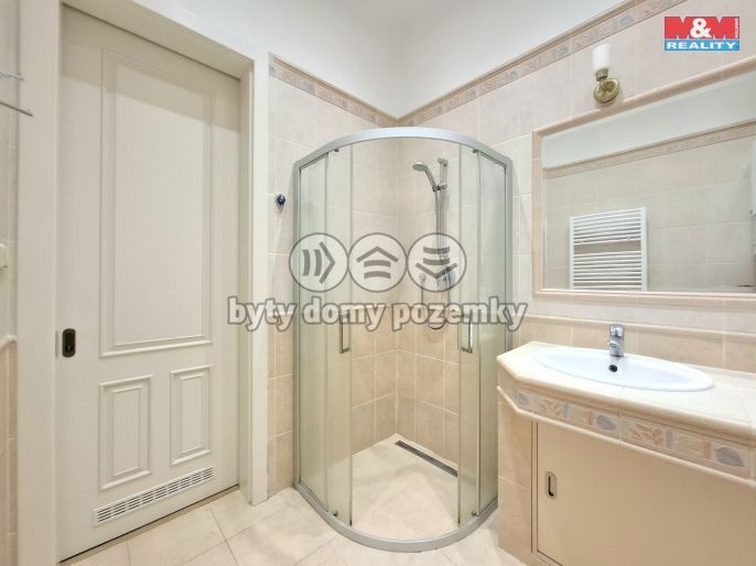 Pronájem, Byt 4+1, Karlovy Vary