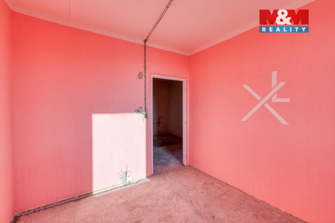 Prodej, Byt 4+1, Rovná