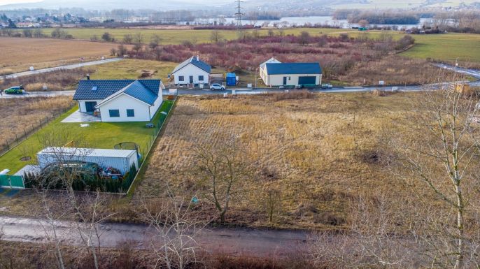 Prodej, Pozemek k bydlení, Píšťany