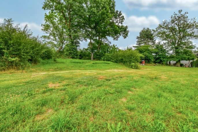 Prodej, Komerční pozemky, Cheb