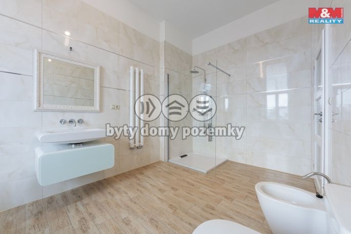 Prodej, Byt 2+kk, Karlovy Vary