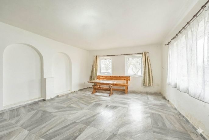 Prodej, Zemědělská usedlost, Strupčice