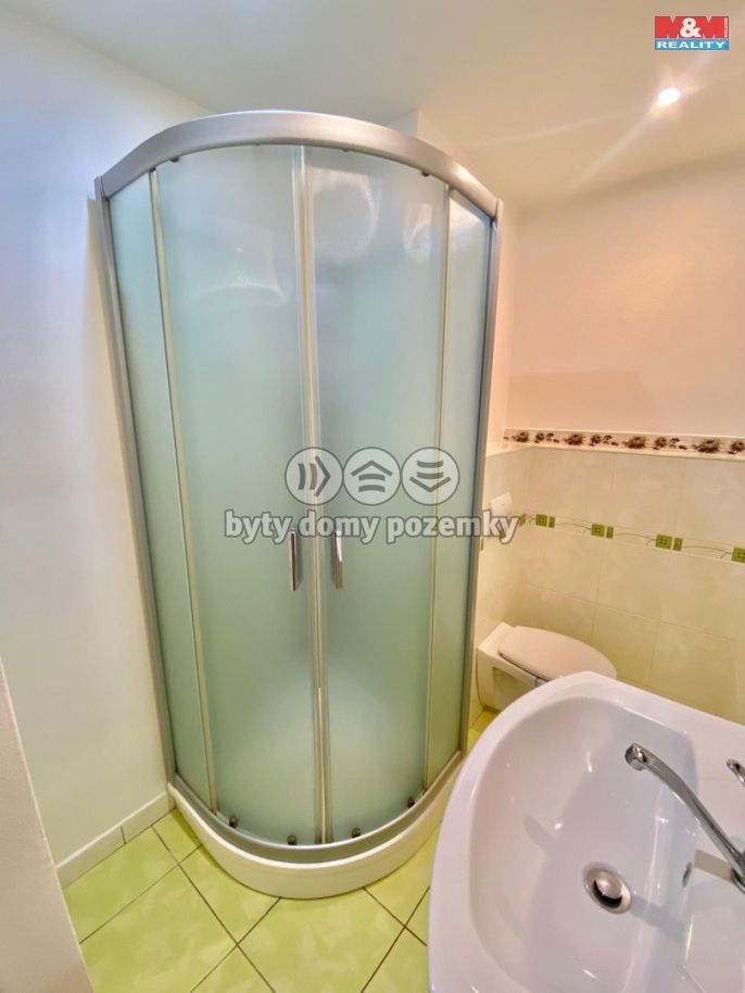 Pronájem, Byt 1+1, Děčín