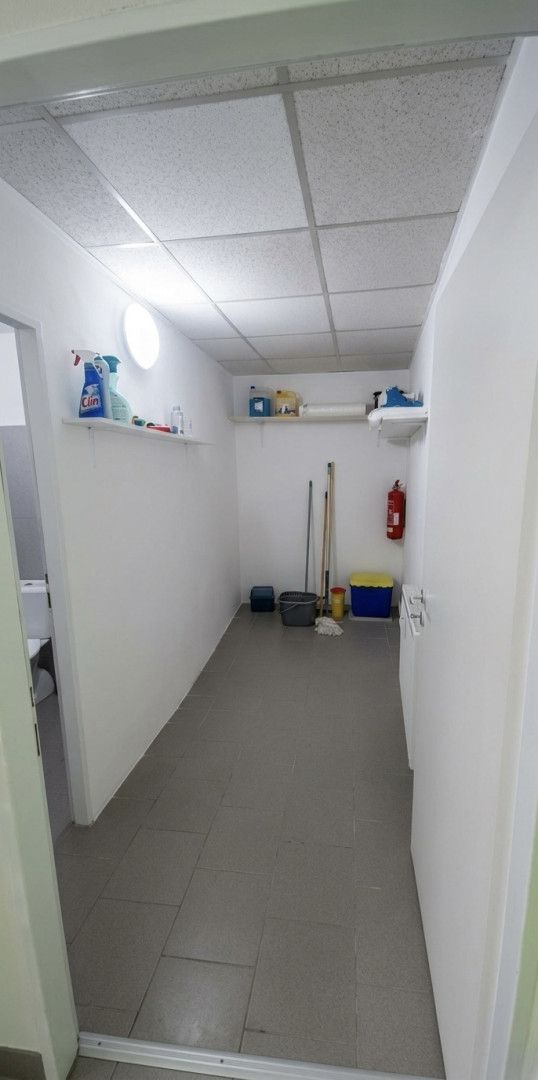 Pronájem, Obchod a služby, Mimoň