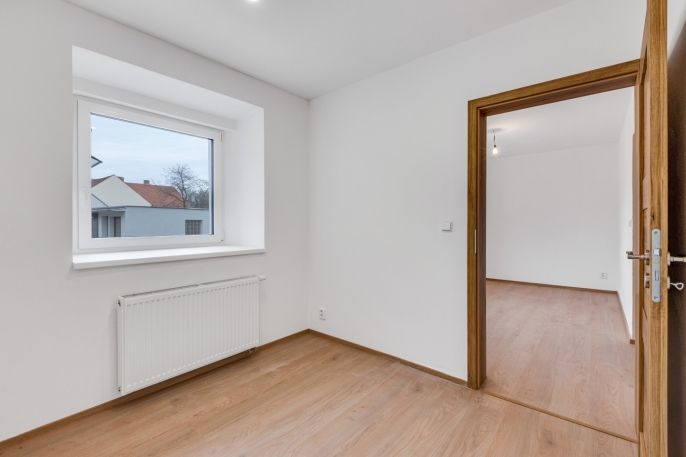 Prodej, Byt 3+kk, Lochovice