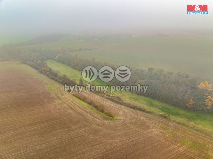 Prodej, Pole, Klobuky