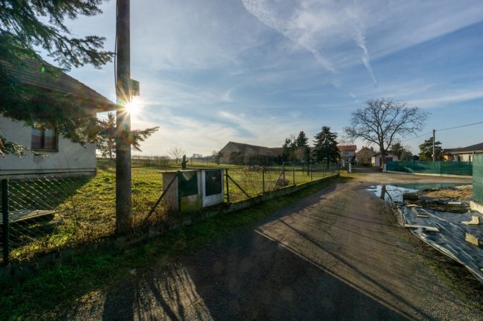 Prodej, Pozemek k bydlení, Dolní Ředice