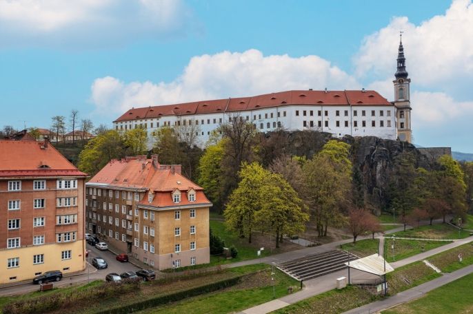 Pronájem, Byt 1+kk, Děčín