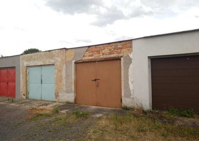 Prodej, Garáž, Komárov