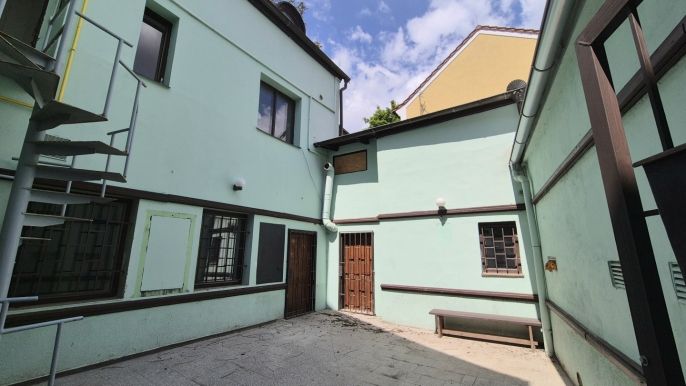 Pronájem, Obchod a služby, Kladno