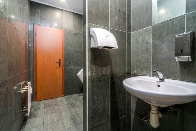 Pronájem, Obchod a služby, Praha