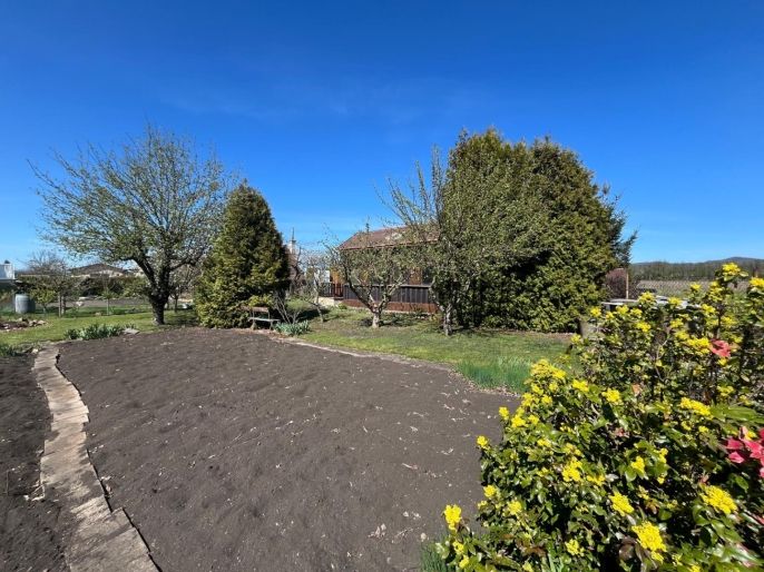 Prodej, Zahrada, Měrunice