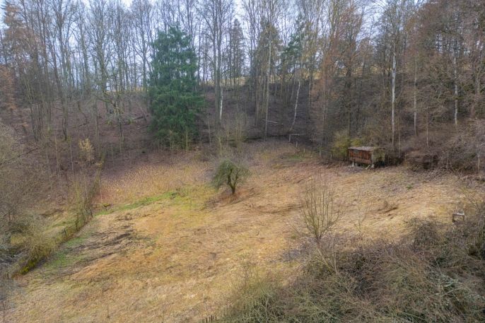 Prodej, Zahrada, Úterý