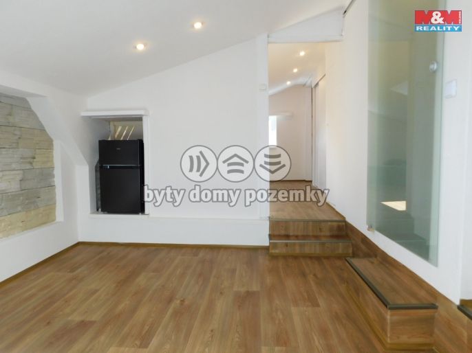 Pronájem, Byt 1+1, Mariánské Lázně