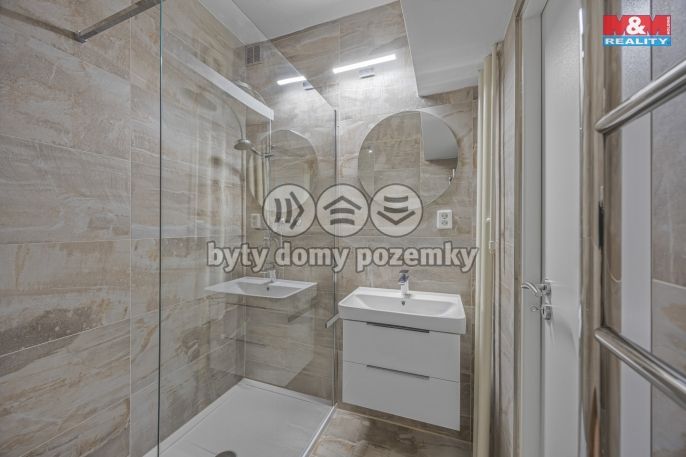 Pronájem, Byt 3+1, Hradec Králové