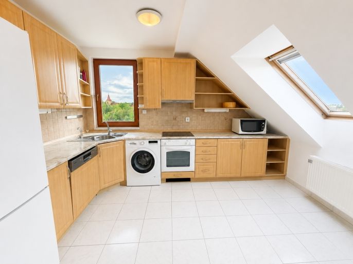 Pronájem, Byt 3+1, Hostivice