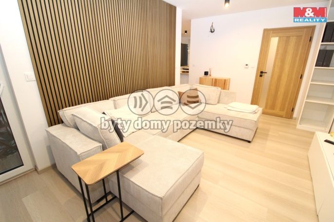 Pronájem, Byt 2+1, Měšice