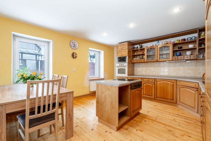 Prodej, Rodinný dům, Třeštice