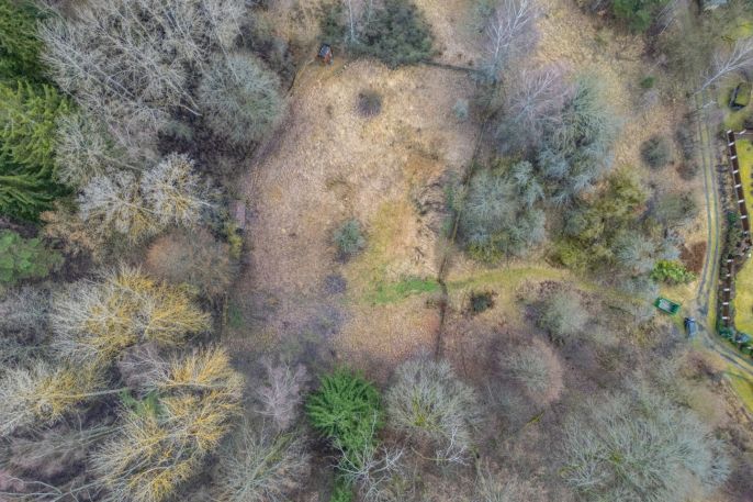 Prodej, Zahrada, Úterý