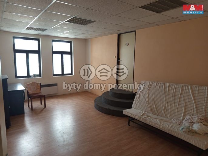 Pronájem, Sklad, Doksy