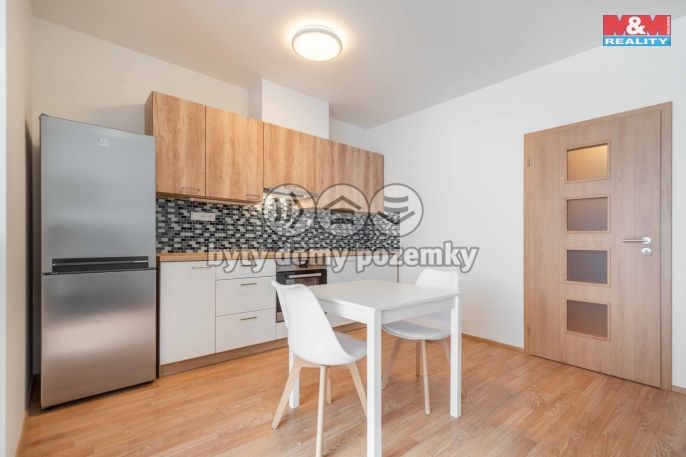 Pronájem, Byt 1+kk, Plzeň