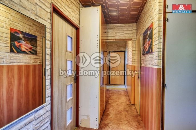 Prodej, Byt 4+1, Hostomice